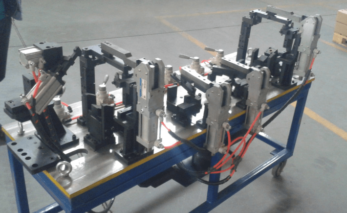 靠背骨架焊接夹具